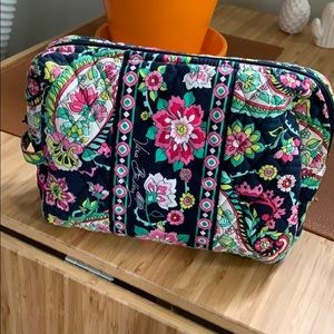 Vera Bradley Toiletry case